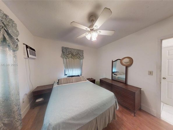 13040 NW 13th Ave, North Miami FL 33167