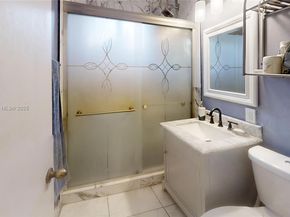 13040 NW 13th Ave, North Miami FL 33167