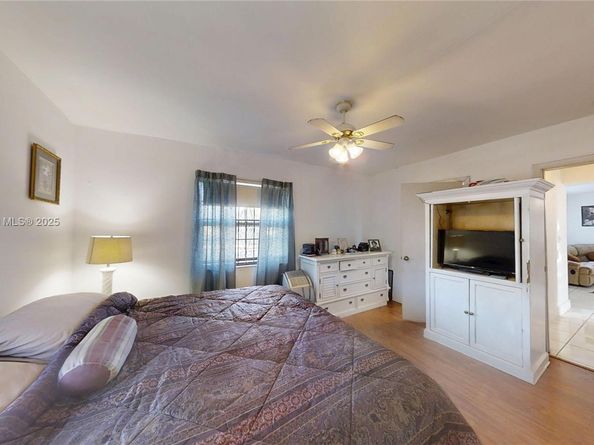 13040 NW 13th Ave, North Miami FL 33167