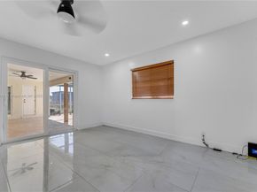 6924 NW 8th Ct, Margate FL 33063