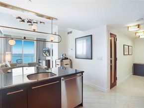 4391 Collins Ave 709, Miami Beach FL 33140