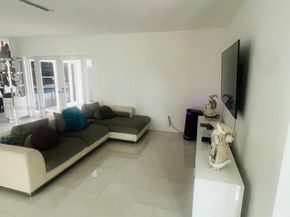 Undisclosed Address #A11944723, Miami FL 33157