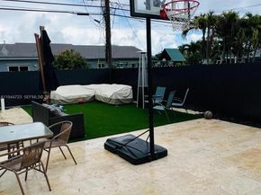 Undisclosed Address #A11944723, Miami FL 33157