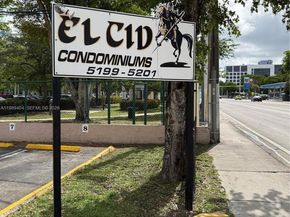 5199 NW 7th St 111, Miami FL 33126