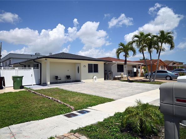 1417 W 40th St, Hialeah FL 33012