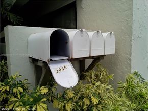 3036 SW 27th Ave 5, Miami FL 33133