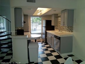 3036 SW 27th Ave 5, Miami FL 33133