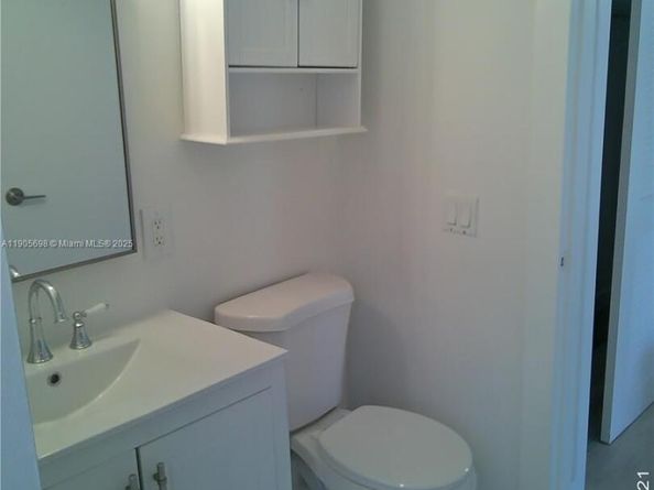 3036 SW 27th Ave 5, Miami FL 33133