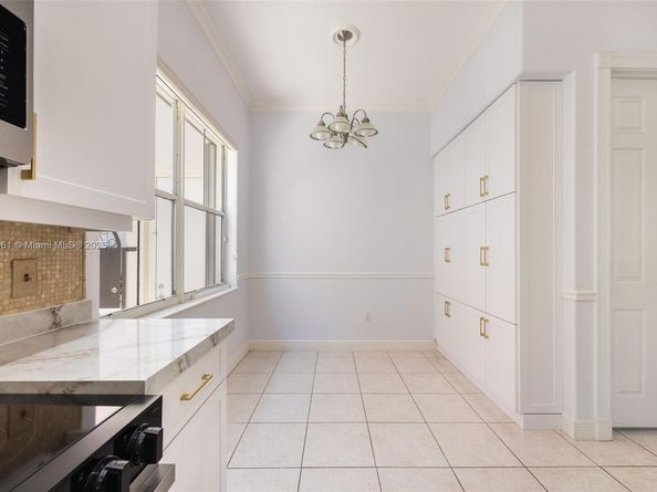 1571 Breakwater Ter, Hollywood FL 33019
