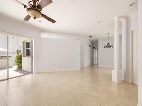 1571 Breakwater Ter, Hollywood FL 33019