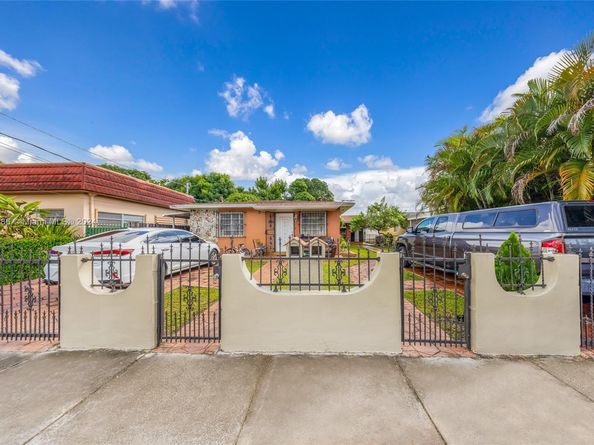 1211/1213 NW 32 Pl, Miami FL 33125