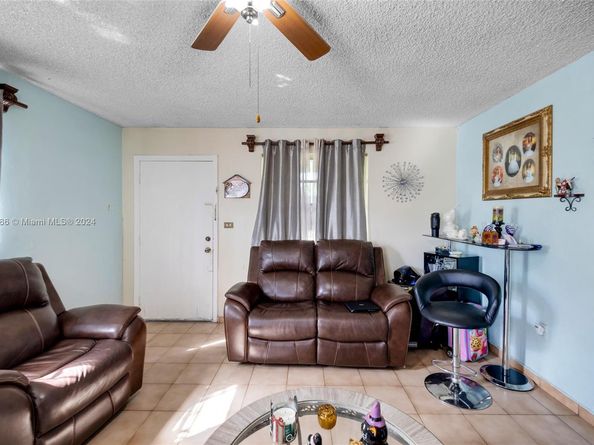 1211/1213 NW 32 Pl, Miami FL 33125