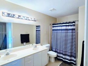 140 NW 151st Ave, Pembroke Pines FL 33028