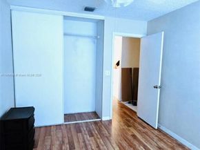 140 NW 151st Ave, Pembroke Pines FL 33028
