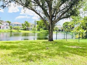 140 NW 151st Ave, Pembroke Pines FL 33028