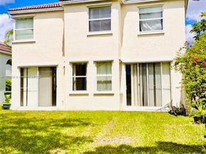 140 NW 151st Ave, Pembroke Pines FL 33028