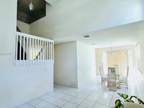 140 NW 151st Ave, Pembroke Pines FL 33028