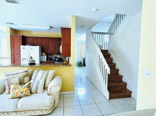 140 NW 151st Ave, Pembroke Pines FL 33028