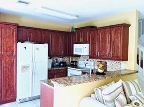 140 NW 151st Ave, Pembroke Pines FL 33028