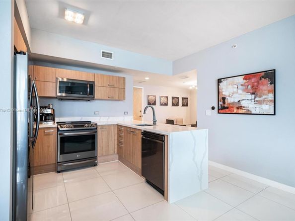 350 S Miami Ave 2505, Miami FL 33130