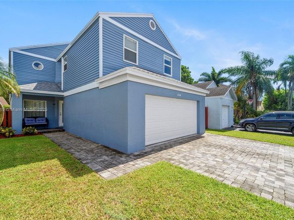 208 SW 159th Ln, Sunrise FL 33326