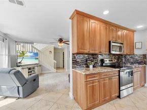 208 SW 159th Ln, Sunrise FL 33326