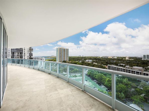 2127 Brickell Ave 1805, Miami FL 33129