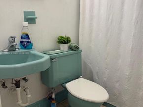 18415 NW 42nd Pl, Miami Gardens FL 33055