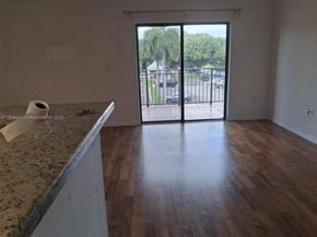 9340 Fontainebleau Blvd W314, Miami FL 33172