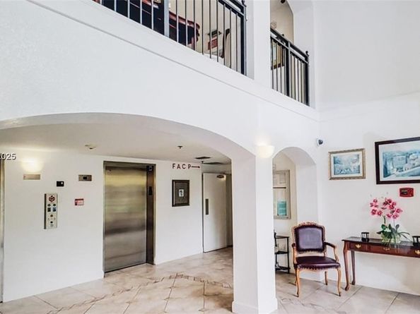 9340 Fontainebleau Blvd W314, Miami FL 33172