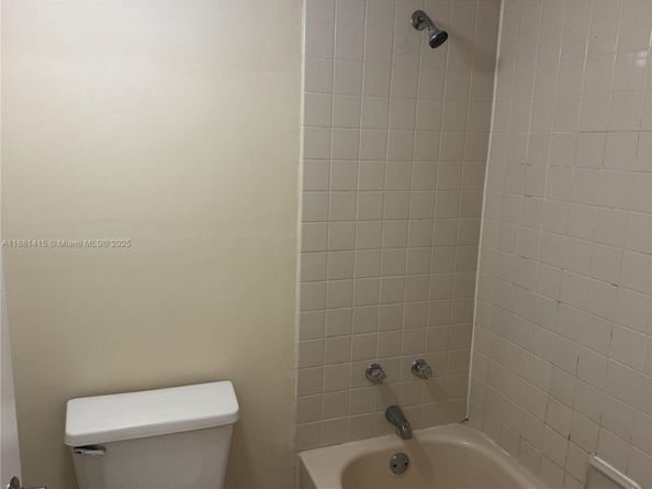 5661 Riverside Dr 101B7, Coral Springs FL 33067