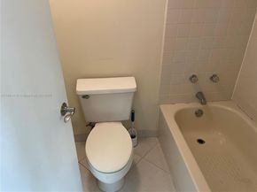 5661 Riverside Dr 101B7, Coral Springs FL 33067