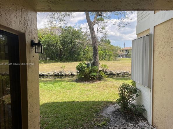 5661 Riverside Dr 101B7, Coral Springs FL 33067