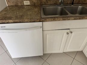 5661 Riverside Dr 101B7, Coral Springs FL 33067