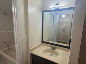 5661 Riverside Dr 101B7, Coral Springs FL 33067