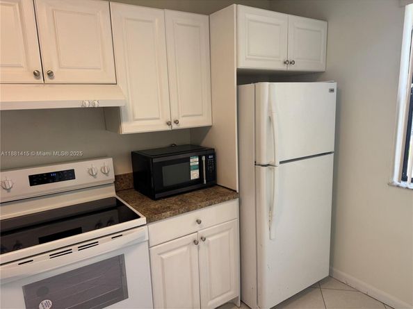 5661 Riverside Dr 101B7, Coral Springs FL 33067