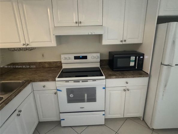 5661 Riverside Dr 101B7, Coral Springs FL 33067