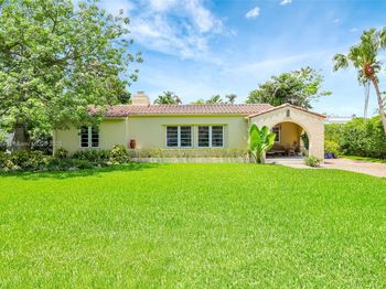 2224 Segovia Circle