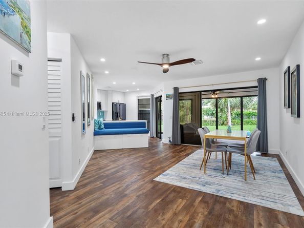 385 NW 36th Ave, Deerfield Beach FL 33442