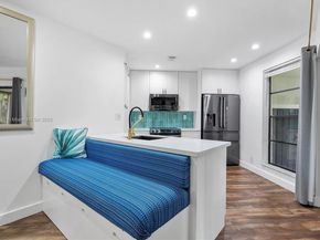 385 NW 36th Ave, Deerfield Beach FL 33442