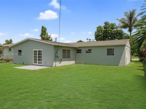 1721 SW 46th Ave, Fort Lauderdale FL 33317