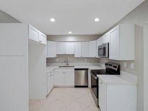 1721 SW 46th Ave, Fort Lauderdale FL 33317