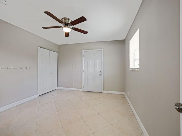 1721 SW 46th Ave, Fort Lauderdale FL 33317
