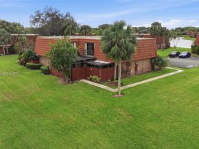 1172 SW 118th Ter, Davie FL 33325