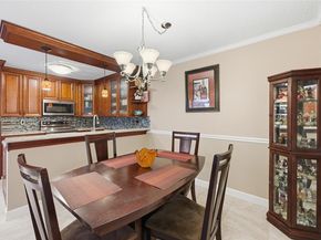 1172 SW 118th Ter, Davie FL 33325