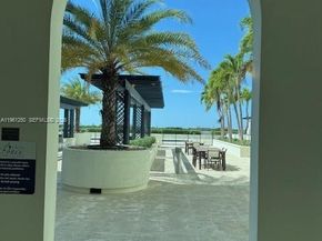 1300 E Ponce De Leon Blvd 514, Coral Gables FL 33134