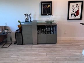 1300 E Ponce De Leon Blvd 514, Coral Gables FL 33134