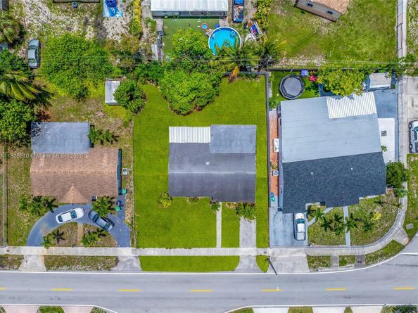 3300 NW 211th St, Miami Gardens FL 33056