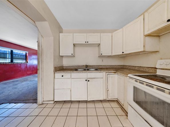 3300 NW 211th St, Miami Gardens FL 33056