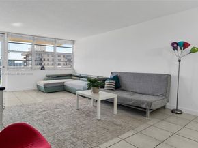 251 174th St 2115, Sunny Isles Beach FL 33160